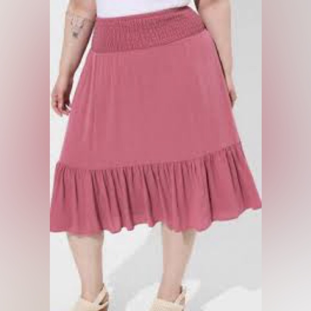 TORRID 3X (22-24) midi washable gauze smocked waist skirt